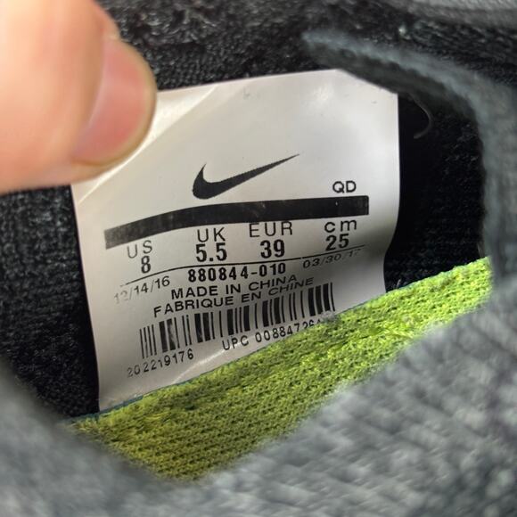 Nike Free RN Flyknit 880844-010 Running Shoes Women's Sz 8 Black Lace-Up Sneaker - Picture 12 of 12